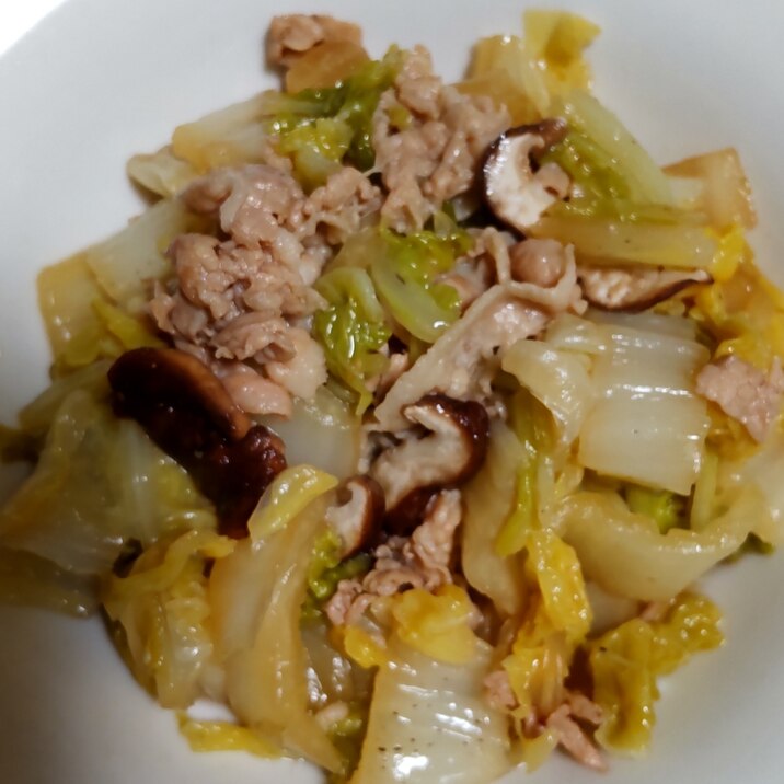 白菜と豚肉しいたけの煮物